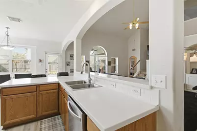 2135 Emerald Cove Drive, League City, TX 77573 - Photo 11