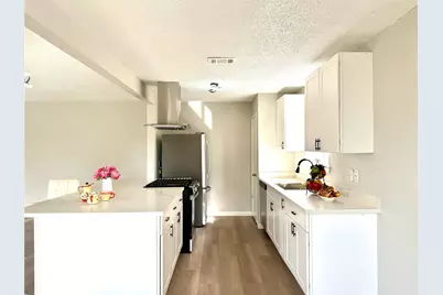 12071 Plumbrook Drive, Houston, TX 77099 - Photo 9