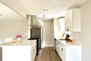 12071 Plumbrook Dr, Houston, TX 77099 - Photo 9