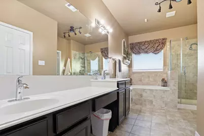 2206 Lisa Lane, Deer Park, TX 77536 - Photo 13