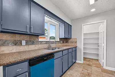 6719 Trigate Drive, Houston, TX 77489 - Photo 9