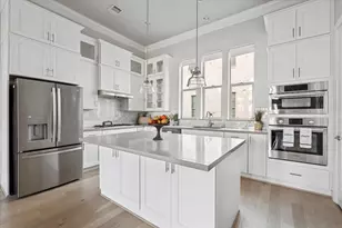 1005 St Charles St, Houston, TX 77003 - Photo 11