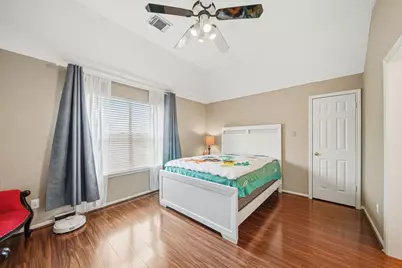 1606 Clearwater Creek Drive, Sugar Land, TX 77478 - Photo 31