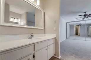 2952 Meadowgrass Ln, Houston, TX 77082 - Photo 19