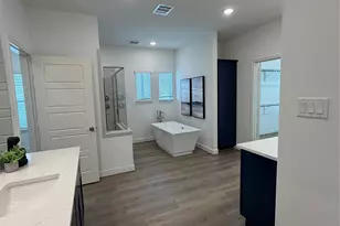 8933 Grovner Pl, Houston, TX 77055 - Photo 17