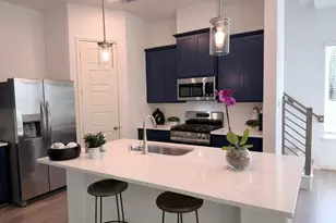 8933 Grovner Pl, Houston, TX 77055 - Photo 13