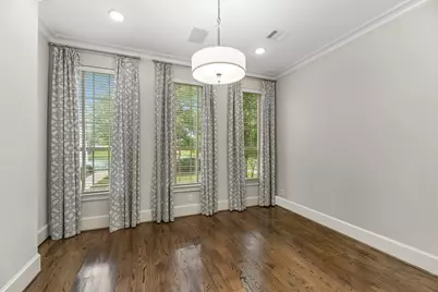 3709 Somerset Commons Lane, Houston, TX 77055 - Photo 5