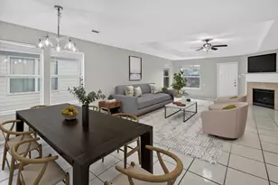 639 Regal Hollow Ln, Houston, TX 77073 - Photo 9