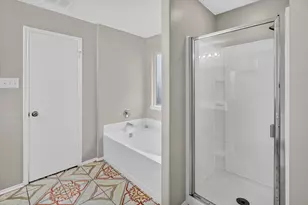 639 Regal Hollow Ln, Houston, TX 77073 - Photo 15