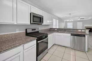 639 Regal Hollow Ln, Houston, TX 77073 - Photo 3