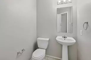 639 Regal Hollow Ln, Houston, TX 77073 - Photo 11