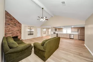 14219 Swanfield Dr, Houston, TX 77083 - Photo 11