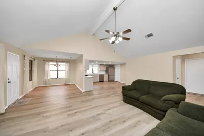 14219 Swanfield Dr, Houston, TX 77083 - Photo 13