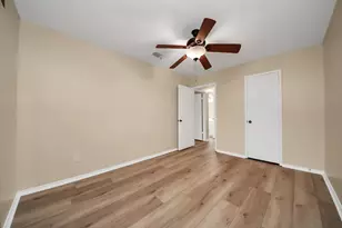 14219 Swanfield Dr, Houston, TX 77083 - Photo 31