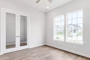 10903 Providence Ct, Missouri City, TX 77459 - Photo 9