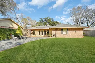 808 Chimney Rock Rd, Houston, TX 77056 - Photo 13