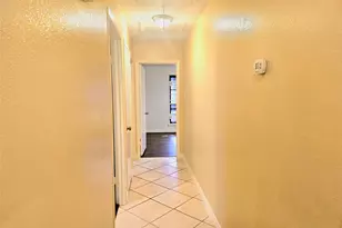 5853 Village Forest Ct, Houston, TX 77092 - Photo 17