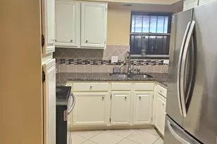 5853 Village Forest Ct, Houston, TX 77092 - Photo 11