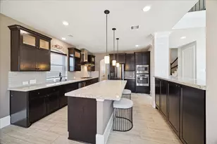 17003 Shannon Lake Ct, Houston, TX 77044 - Photo 3