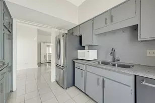 9809 Richmond Ave Unit J-12, Houston, TX 77042 - Photo 9