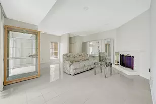 9809 Richmond Ave Unit J-12, Houston, TX 77042 - Photo 5