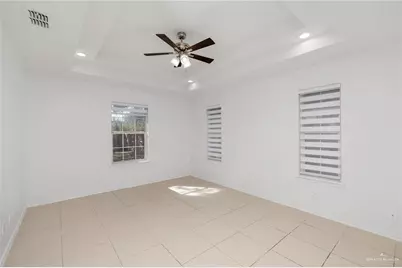 2210 E 23rd Street, Mission, TX 78572 - Photo 7