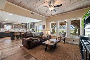 8711 Co Rd 403, El Campo, TX 77437 - Photo 11