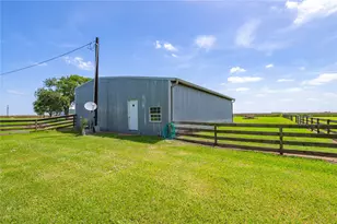8711 Co Rd 403, El Campo, TX 77437 - Photo 35