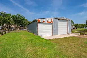 8711 Co Rd 403, El Campo, TX 77437 - Photo 37