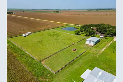 8711 County Road 403, El Campo, TX 77437 - Photo 3