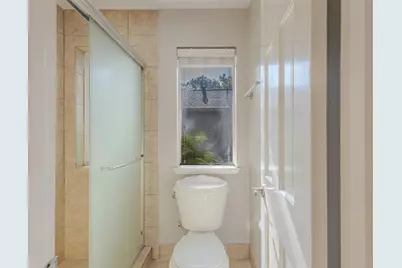 5895 Southern Hills Drive, Houston, TX 77069 - Photo 13