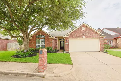 2907 Highland Lakes Drive, Missouri City, TX 77459 - Photo 1