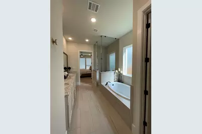 22 Clearview Terrace Pl, Tomball, TX 77375 - Photo 15