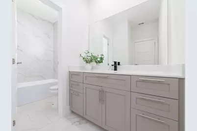 11936 N Hoa Sen Circle, Houston, TX 77072 - Photo 17