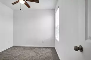 16963 Marie Vlg Dr, Conroe, TX 77306 - Photo 15