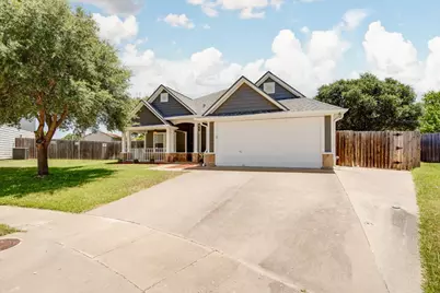 2701 Lynnwood Court, Bryan, TX 77807 - Photo 5