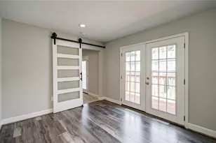 3060 Noble St, Houston, TX 77026 - Photo 31