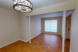 413 Elm Dr, Ganado, TX 77962 - Photo 5