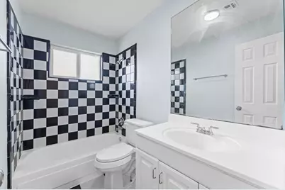 10531 Spanish Grant Drive, Sugar Land, TX 77498 - Photo 19