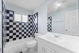 10531 Spanish Grant Dr, Sugar Land, TX 77498 - Photo 19