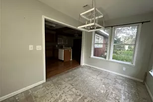 463 W Taylor Lk Cir, Livingston, TX 77351 - Photo 11