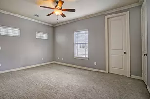 1140 Robbie St, Houston, TX 77009 - Photo 13