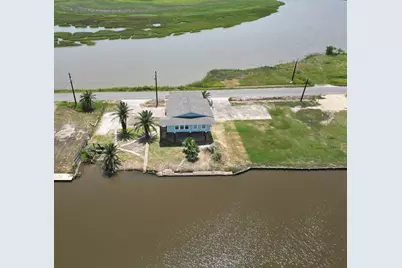 255 County Road 209, Sargent, TX 77414 - Photo 35