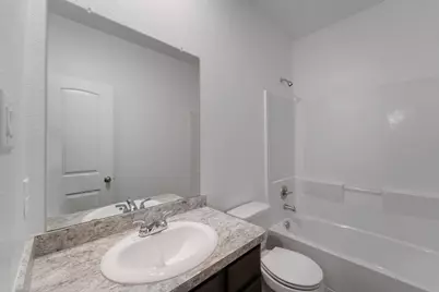 10750 Nathaniel Valley Path, Houston, TX 77016 - Photo 17