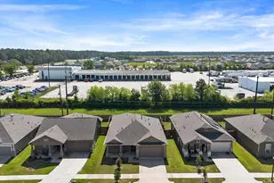 10750 Nathaniel Valley Path, Houston, TX 77016 - Photo 3