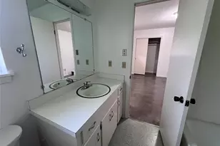626 N Resident St, Wharton, TX 77488 - Photo 23