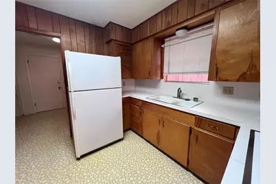 626 N Resident Street, Wharton, TX 77488 - Photo 13