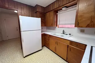 626 N Resident St, Wharton, TX 77488 - Photo 13