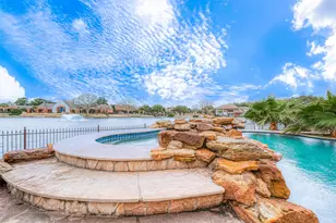 5 Camden Ct, Sugar Land, TX 77479 - Photo 21