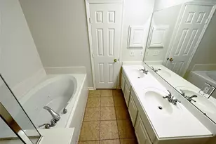 10210 Canyon Rose Ln, Houston, TX 77070 - Photo 11